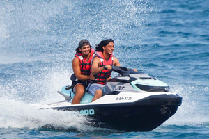 Barcelona: Jetski zonder vaarbewijs Tour Hotel W - Foto inbegrepen
