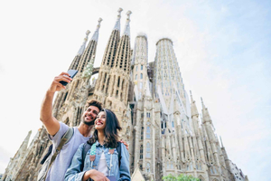 Barcellona: tour religioso ed ebraico con biglietti per la Sagrada Familia