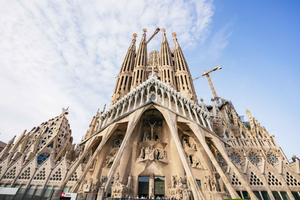 Barcelona: Sagrada Familia-billett uten kø og omvisning