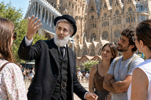 Gaudí ganha vida: excursão turística teatralizada pelo exterior da Sagrada Família