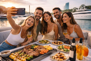 Luxury Boat BBQ Experience with Chef and Drinks