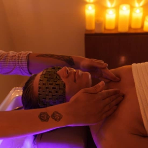 Ritual masaje Head Spa en Barcelona: relajación profunda (1.5h)