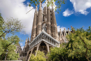 tour guiado por el exterior de la Sagrada Familia