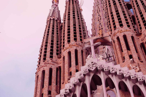 Sagrada Família Sunset & Sunrise Tour