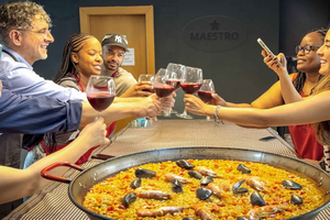 Seafood Paella ★Maestro★ & Tapas & Sangria