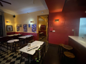 Bar 1886