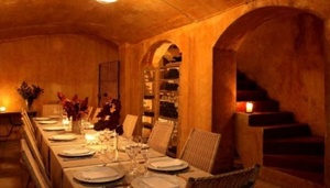 Biblioteca Gourmande Classic Bistro & Restaurant