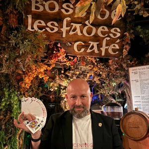 Magik och komedi på Bosc de les Fades