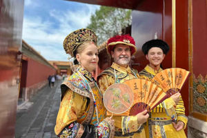 Pechino: tour della Città Proibita con esperienza in costume tradizionale