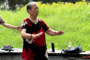 Beijing Slow Morning: Morgenmad, Qigong, bordtennis i en park