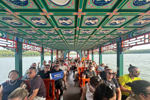 Beijing:Summer Palace & Mutianyu Gt Wall Bus Trip, w/Tickets