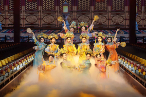 Beijing:Yuxiandu Royal Cuisine Museum & Show & Royal Banquet