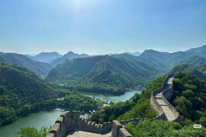 Grande Muraille d'eau de Huanghuacheng, croisière et train panoramique