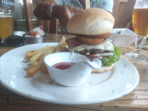 Le-nest Pub