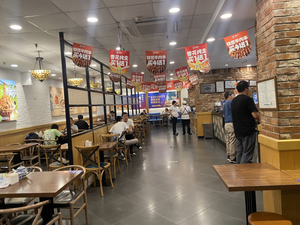 Western Mahua Dongsi Restaurant