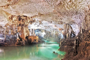 Beirut: Jeita Grotto, Harissa, Byblos group tour & Lunch