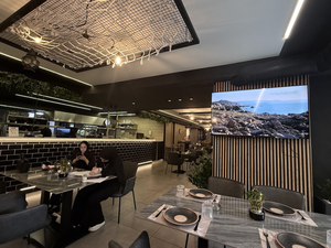 Riba Cafe Ouzaii
