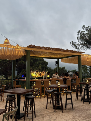 Selene Terrace, Bar & Kitchen