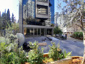 Shade Hotel