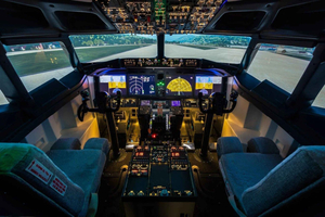 Belgrade: Boeing 737 Flight Simulator & Plane Spotting