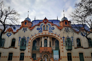From Belgrade: Subotica and Palic Full-Day Trip with winery