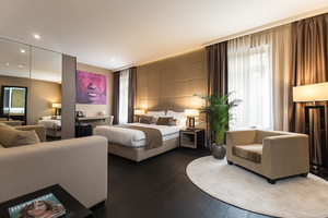 Dominic Smart Luxury Suites - Republic Square