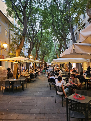 Restoran Troj