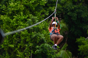 Zjazd tyrolką i tubing w Belize City