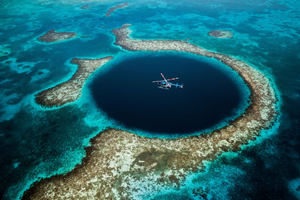 Agujero Azul e Islas Turneffe: Excursión en helicóptero