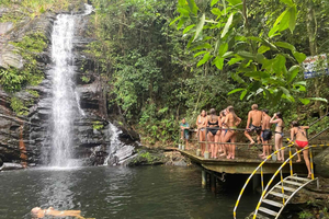 Placencia: Mergulho em Cachoeira na Selva em Terreno Particular (sem caminhada)