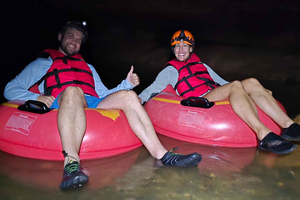 Parc national de St. Herman's Blue Hole / Upside Down Tours