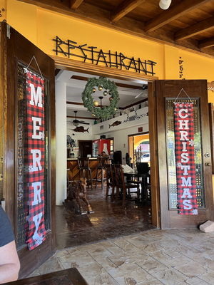 Bahay Fiesta Restaurant & Bar