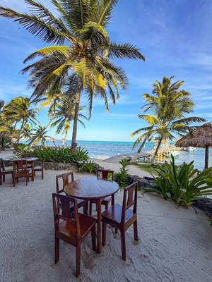 Castaway Belize Resort & Restaurant
