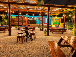Los Cocos Neighborhood Grill