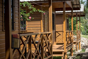 Mana Kai Camping & Cabins