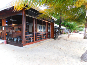 Maya Beach Hotel Bistro