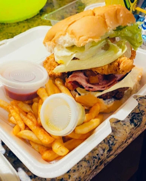 Neeya’s Backyaad Restaurant & Bar