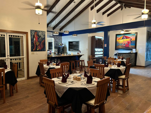 Sterling's Steak House At Brisa Oceano Resort