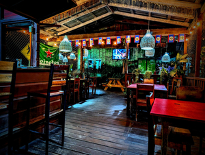 The cozy restaurant and bar