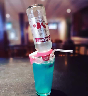 Tipsy Lounge & Pub