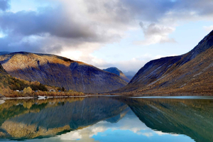 3 Tage Bergen-Hardanger-Flåm-Næroyfjord-Oslo (oder Preikstolen)