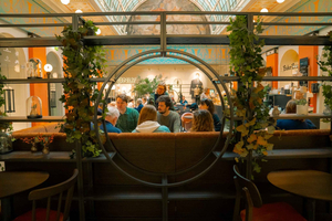A Taste of Bergen Food Tour with Fløibanen Funicular