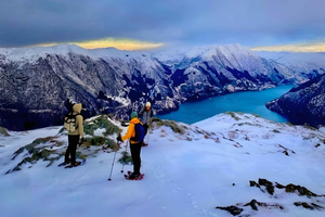 Bergen: Snowshoe Hike