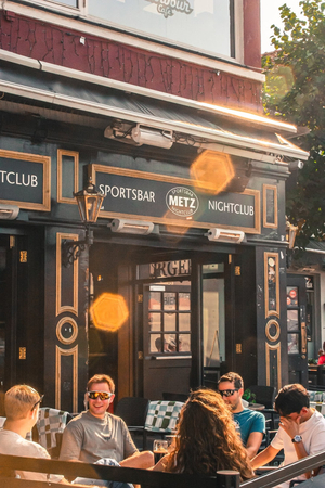Metz Bar
