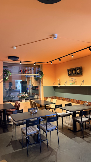 Samrabthai Restaurant & Takeaway