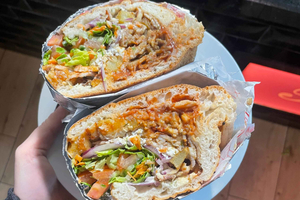 Berlin: Geführte Streetfood-Tour mit Verkostungen