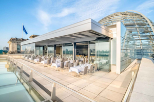 Berlín: cena en la azotea del restaurante Käfer Reichstag