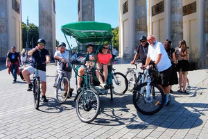 Rickshaw shared Guide Tour in small groups