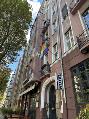 ArtHotel Connection