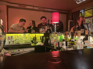 Bar Luxus